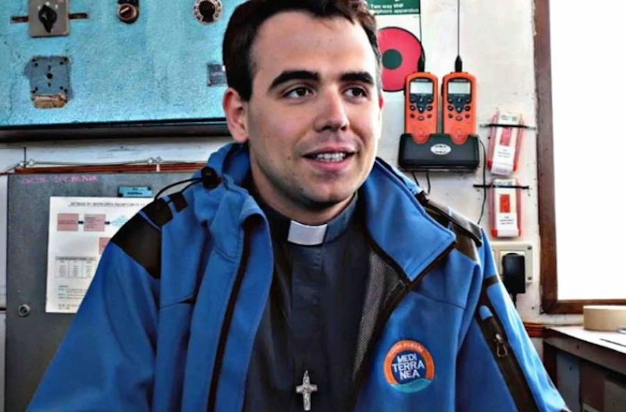 Modena, minacce di morte a don Mattia: «Adesso sappiamo chi è l’autore»