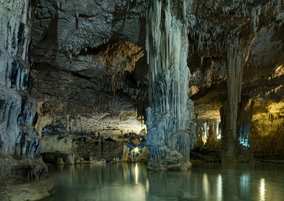Alghero, l’allarme: «La Grotta di Nettuno rischia di passare ai privati» 
