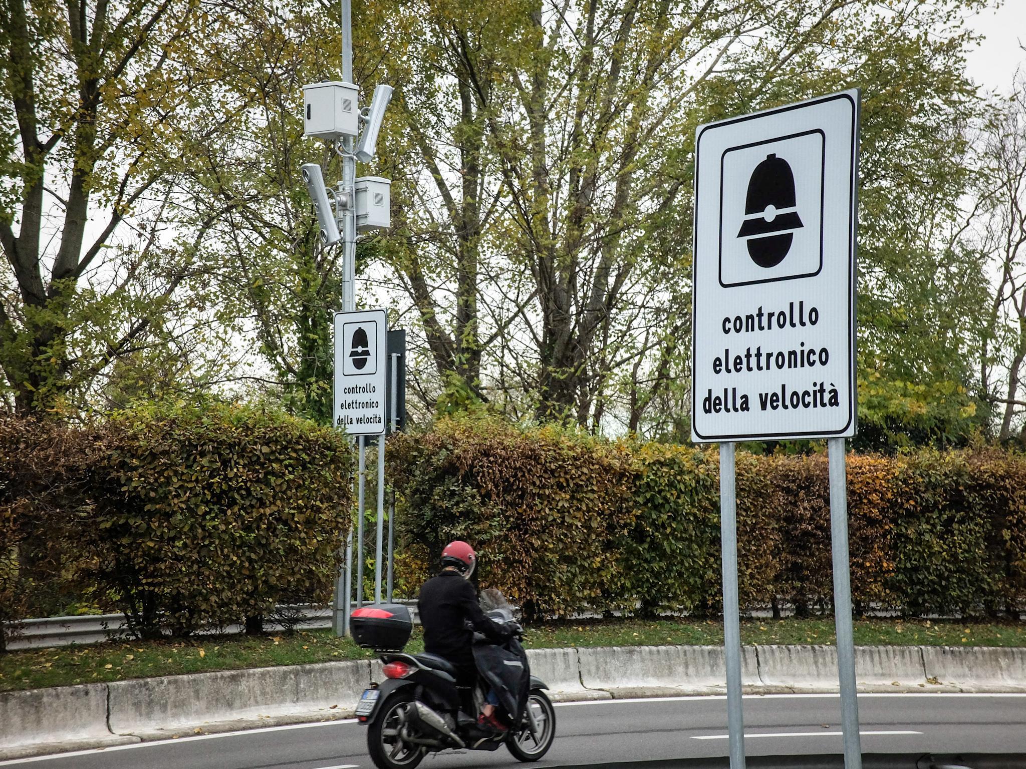 Sanzioni e autovelox, ecco le città sarde dove si mettono più multe