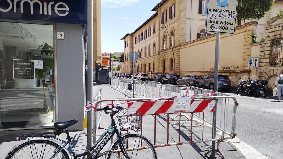 Via Marradi, stop alla sosta selvaggia: in arrivo marciapiedi alti e fioriere – Il progetto