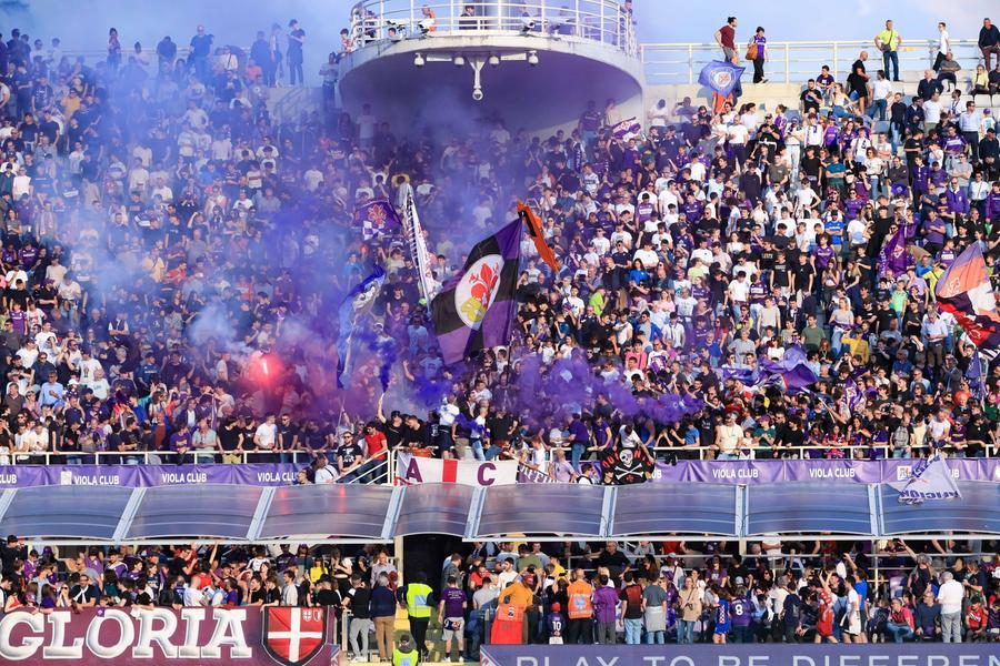 Fiorentina, finale dal Franchi: quasi risolto l’intoppo sui maxischermi. La prefettura: “Al lavoro per averli tutti”
