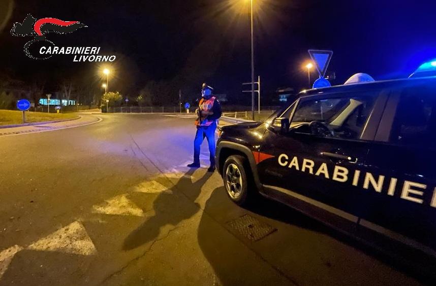 Livorno, trovati alla guida di scooter rubati: denunciati due giovanissimi