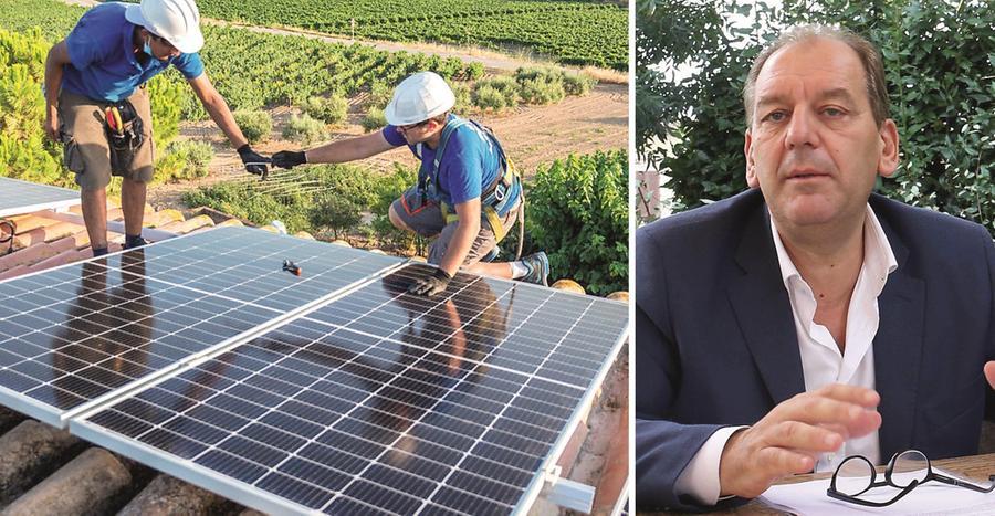 «Investiamo nell’agrisolare. Così il paesaggio è al sicuro», l’invito del sottosegretario agli agricoltori toscani