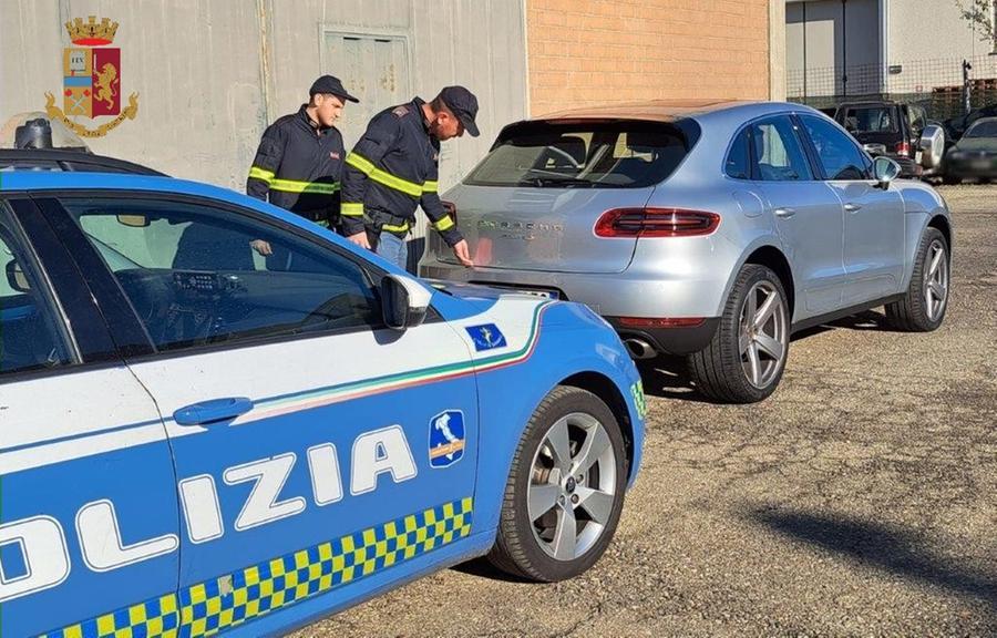 Modena. Alla guida da ubriaco fa incidente: denunciato e patente ritirata