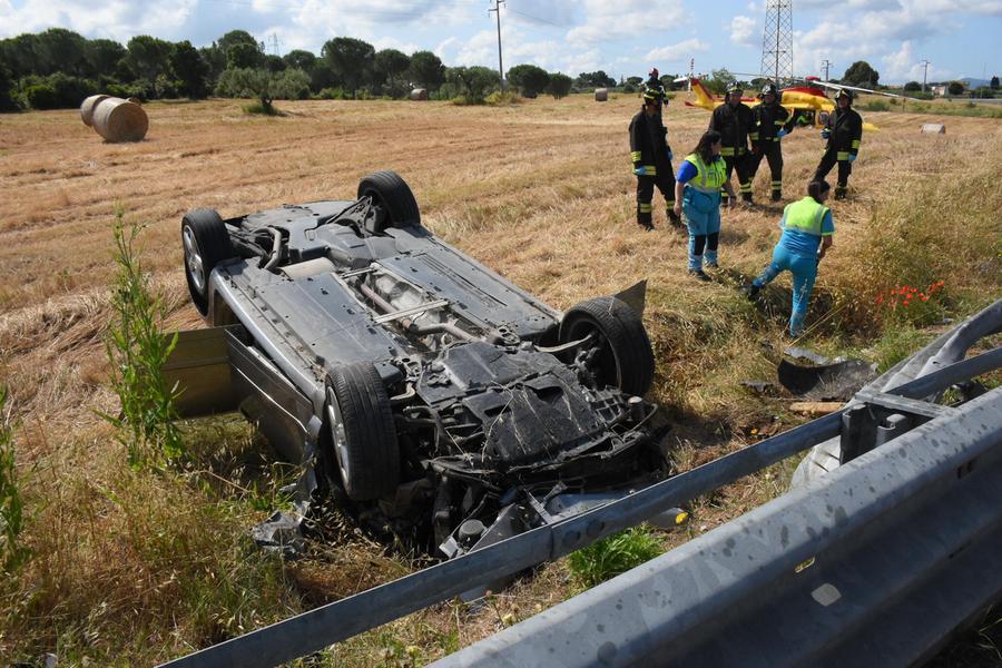 
	L'incidente (foto Agenzia Bf)

