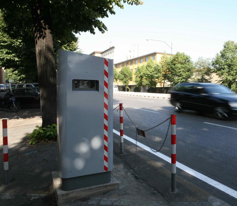 Multe, a Firenze un tesoretto da 117 milioni: FdI attacca, il Comune tira dritto