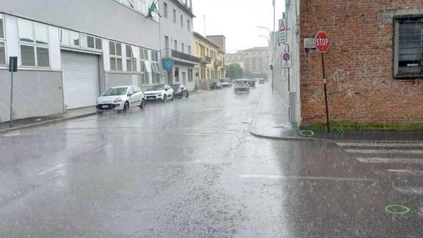 Ciclista travolto e ucciso a Prato, ausiliaria del traffico indagata per omicidio stradale