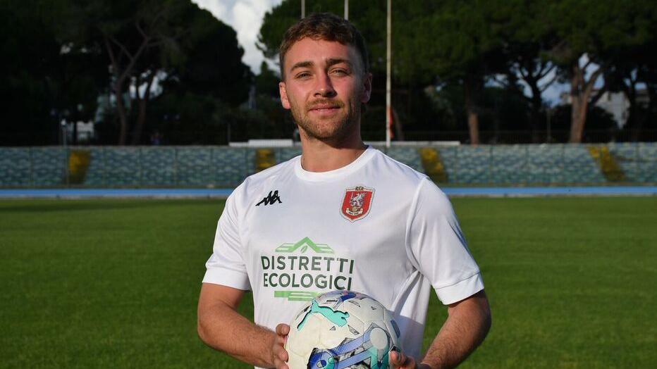 Il mercato del Grifone parte forte. Dal Poggibonsi arriva Riccobono<br>