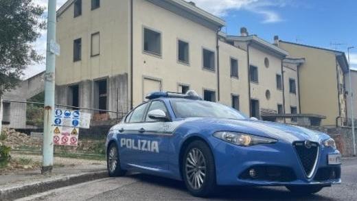 Prato, locale serviva la droga nei vassoi: arresti e denunce