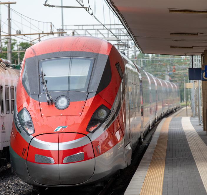 Neonato sfamato dalla polizia