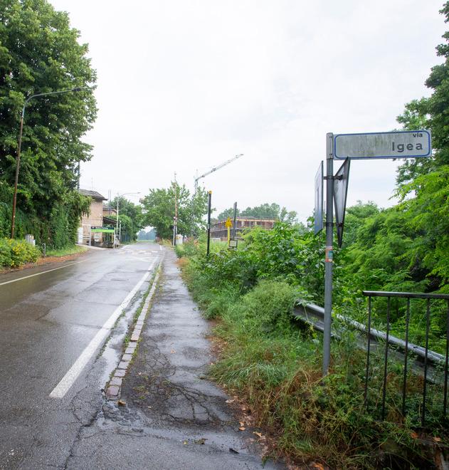 Modena. Bomba artigianale sulla strada: «Poteva esplodere in mano» 
