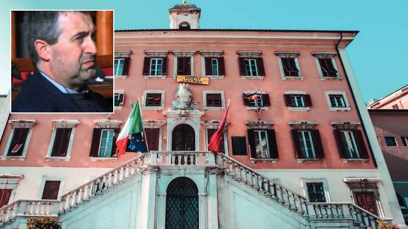 Livorno, maxi inchiesta per corruzione in Comune: si dimette il geometra Nencioni