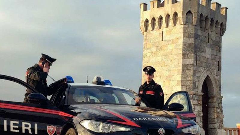Piombino, botte e minacce all’ex fidanzato: in carcere una donna di 36 anni