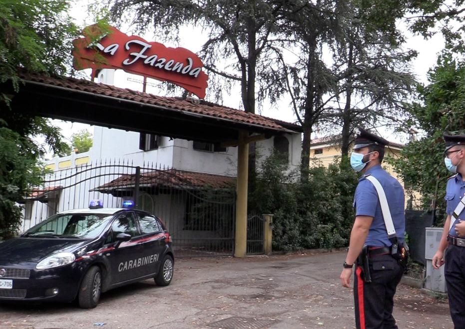 Modena, omicidio di un 34enne all’ex Fazenda. Il sospettato: «Io non ho fatto niente» 