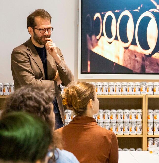 Un drink analcolico a base di aceto che rilancia la bevanda dei Romani