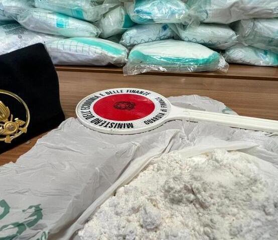Modena, maxi rete di spaccio, indagine chiusa: il numero degli indagati sale a 64 
