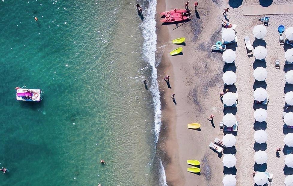 Piombino, ombrelloni cercansi: è quasi tutto esaurito