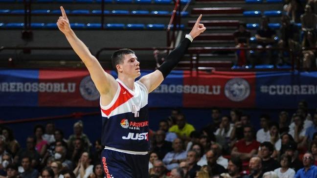 Matej Radunic con la maglia degli Herons