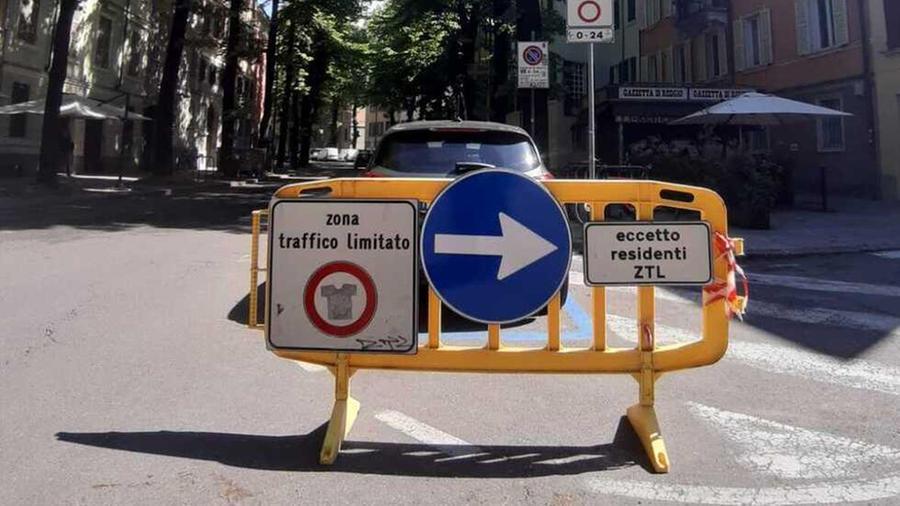 Ztl in centro a Reggio Emilia, commercianti inferociti: «Ascoltateci o protesteremo»
