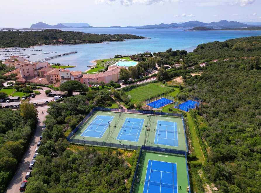 Mouratoglou sbarca al Cala di Volpe: è il suo primo tennis center in Italia