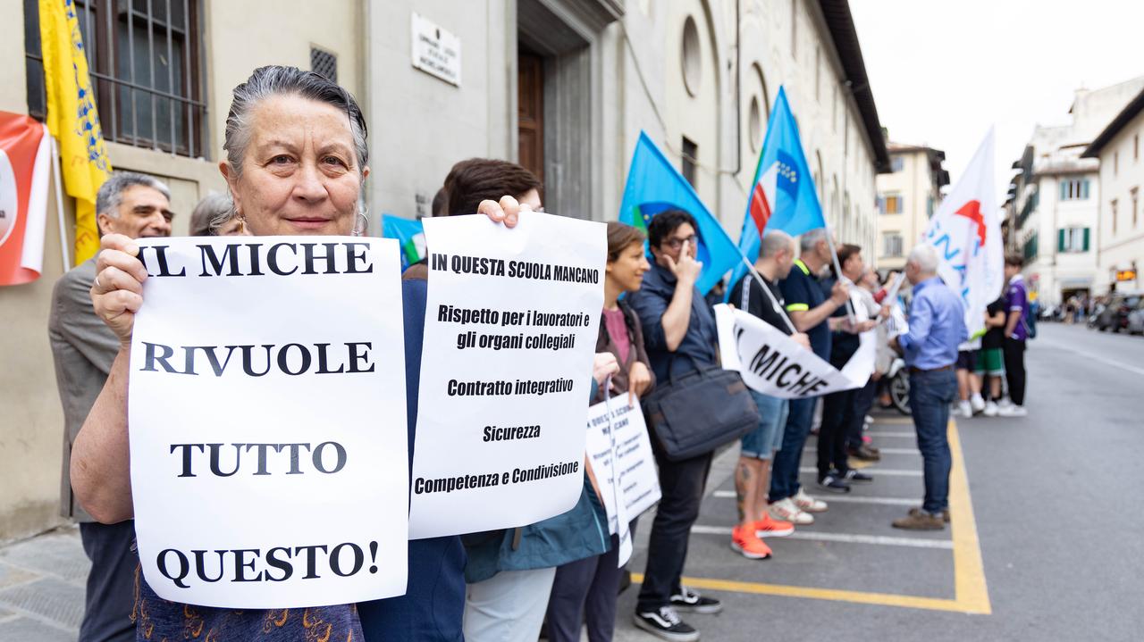 Firenze, cancellate le offese anti-semite: ma il Miche contesta la preside