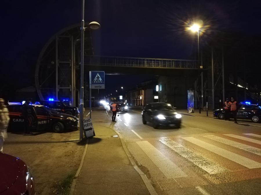 Due auto fuori strada nella notte a Cà Bertacchi e Scandiano