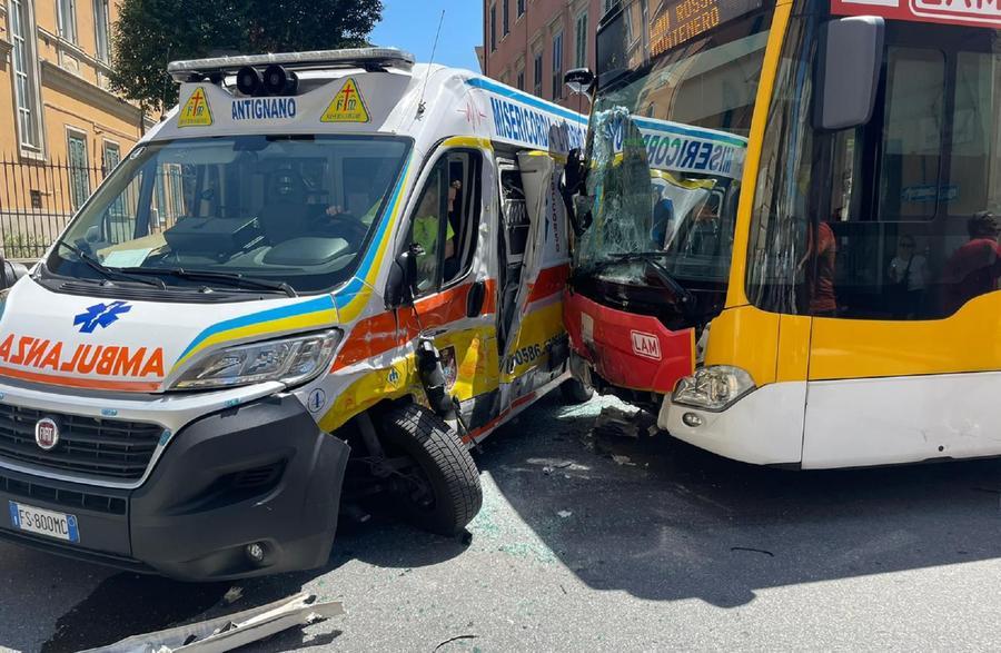 
	L'incidente in via Ernesto Rossi

