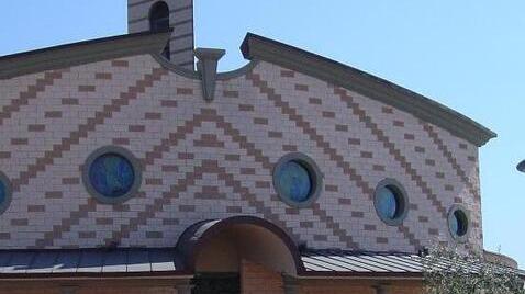 Monsummano, grande festa alle Case per la consacrazione della chiesa parrocchiale