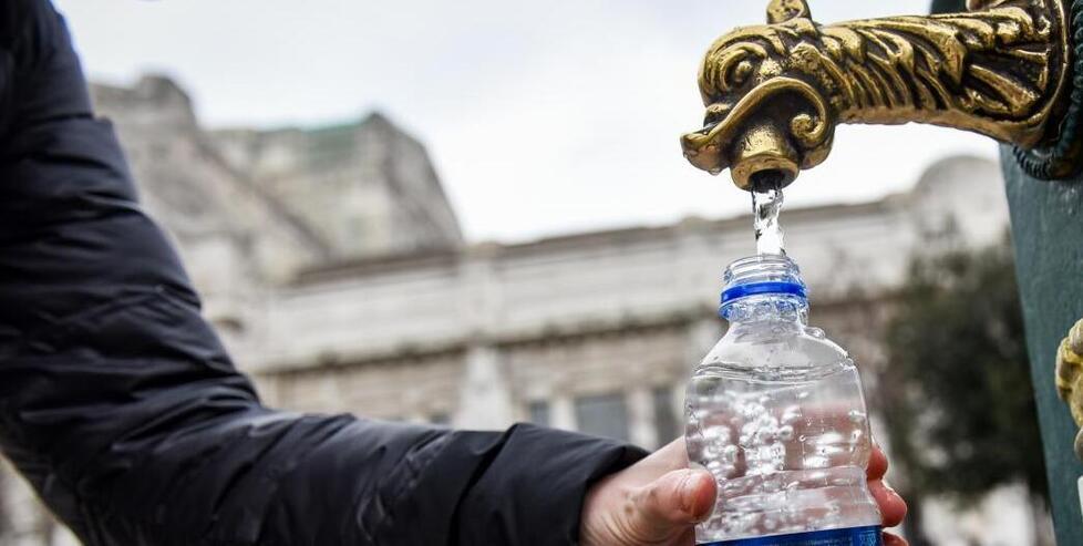 Modena. Nitrati nell’acqua, è allarme: «Oltre i limiti 12 pozzi su 15» 