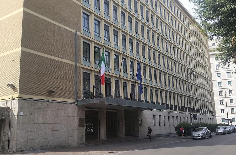 
	La sede centrale della corte dei Conti a Roma, in viale Mazzini

