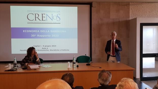 Il rettore Mola difende il Crenos: «Metodi di ricerca rigorosi»