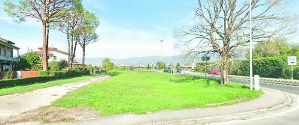 Agliana, aggredisce e stupra una donna: «Non ricordo nulla, avevo bevuto troppo»