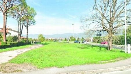 Agliana, aggredisce e stupra una donna: «Non ricordo nulla, avevo bevuto troppo»