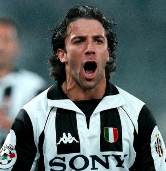 Aspettando Operazione Nostalgia. Quanta storia sull’erba del "Mazza"