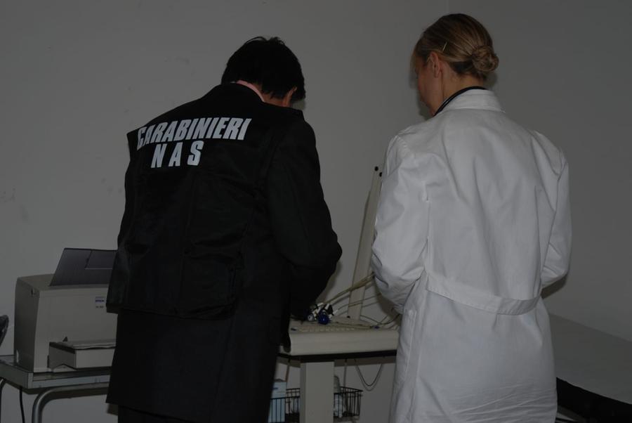 Cagliari, scoperto un falso neurologo: esercitava la professione ma aveva solo un diploma