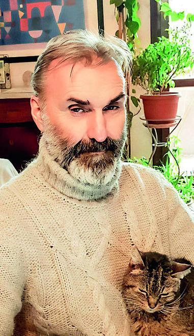 Modena, si accascia a terra e muore a 61 anni dopo la partita di calcio con gli amici 