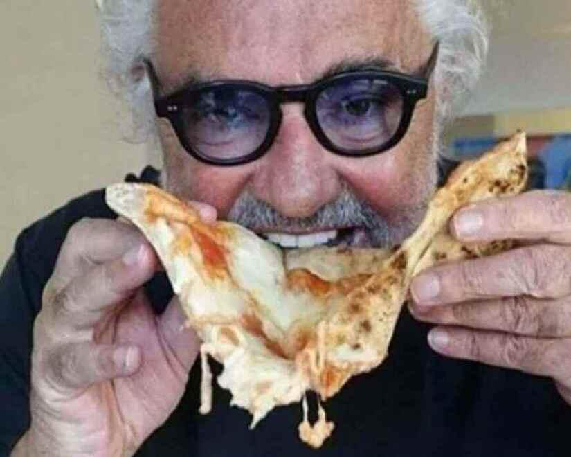 Forte dei Marmi, salta l’apertura del Crazy Pizza di Briatore: «Tutto rinviato all’anno prossimo»