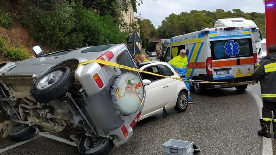 L'incidente a Castel Boccale (foto vigili del fuoco)
