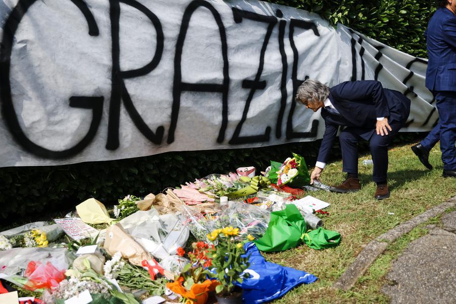 La morte di Berlusconi: Milano si prepara ai funerali, sui social prima notizia per ore e milioni di visualizzazioni