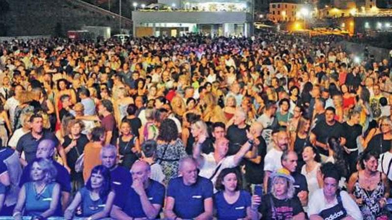 Piombino, da Nek e Renga a Leo Gassman: ecco il cartellone degli eventi estivi