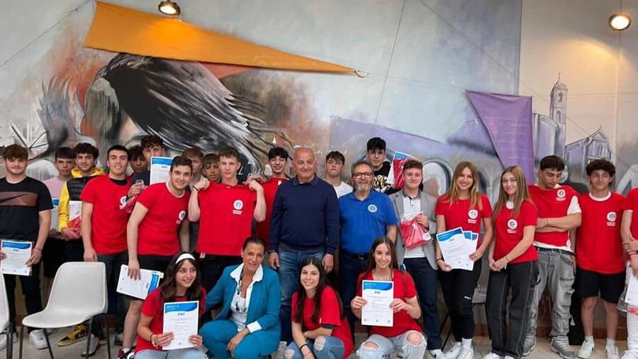 La cerimonia di consegna dei brevetti di bagnino si è svolta nello spazio Faber di Tempio
