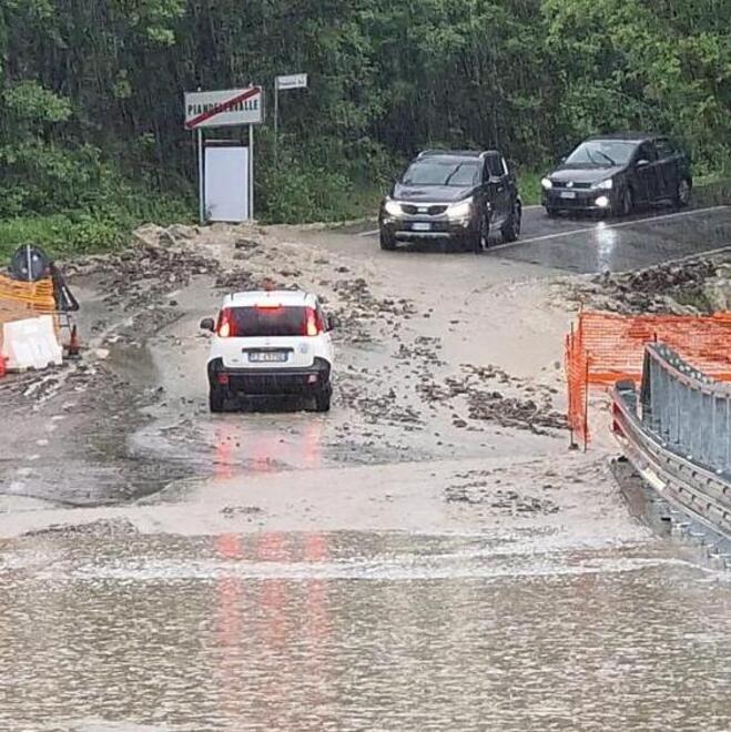 Modena, oggi un’altra allerta gialla: timori di nuovi smottamenti 