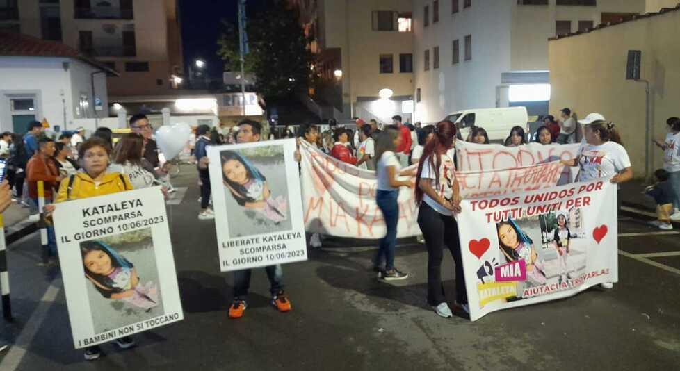 Bambina scomparsa a Firenze, la madre dopo il tentato suicidio: «Scusami principessa, ora io ti troverò»