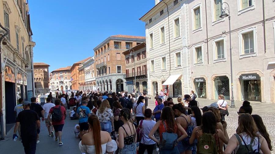 Ferrara, tutti in coda per Yoga Radio Bruno Estate