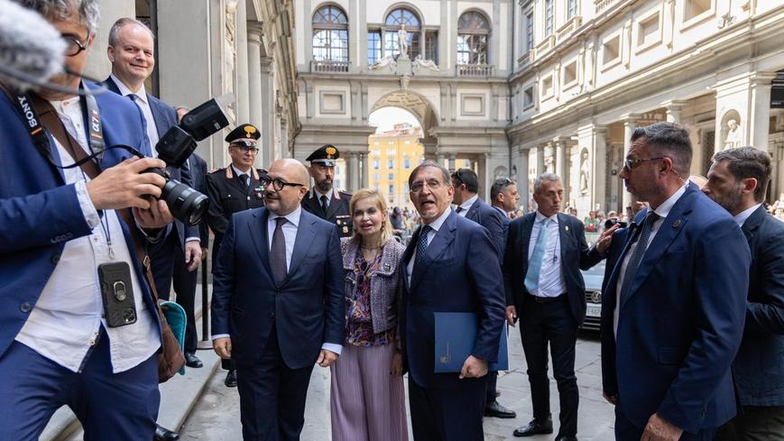 Affitti brevi a Firenze, la frecciata di La Russa: «I turisti non li gestisce il Governo»