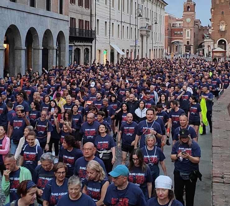 La magia si ripete. All’alba in duemila hanno corso la 5.30