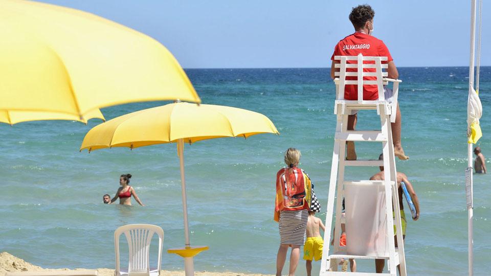 Estate in Toscana, mancano 30mila persone e i servizi si riducono