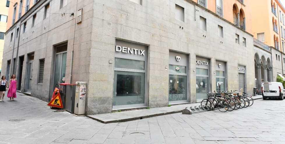 Lucca, apre la Feltrinelli in centro: 380 metri quadri nell’ex Dentix