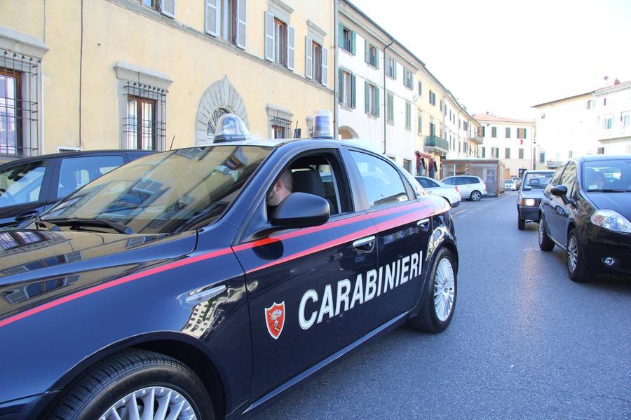 Prato, accoltellò un uomo in centro: arrestato per tentato omicidio