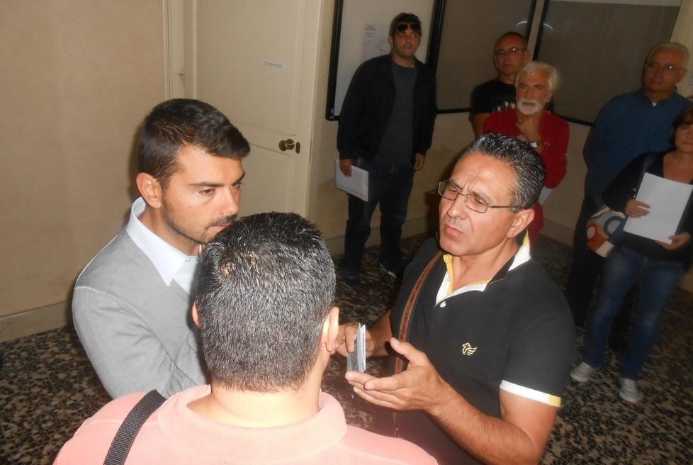 I consiglieri donano 521 euro ai lavoratori 